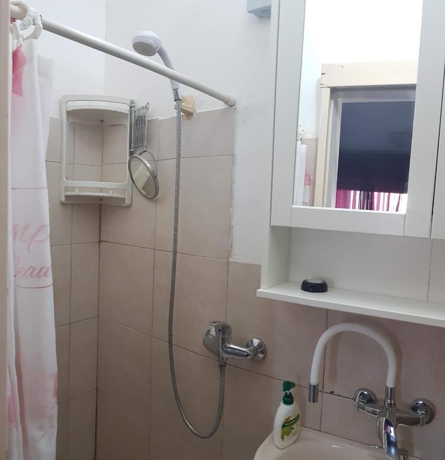 Cozy Flat With Parking Well-Placed Near Tlv Airport Apartment Lod Ngoại thất bức ảnh